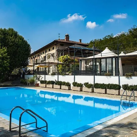 Del Boscogrande 3* Montegrosso dʼAsti